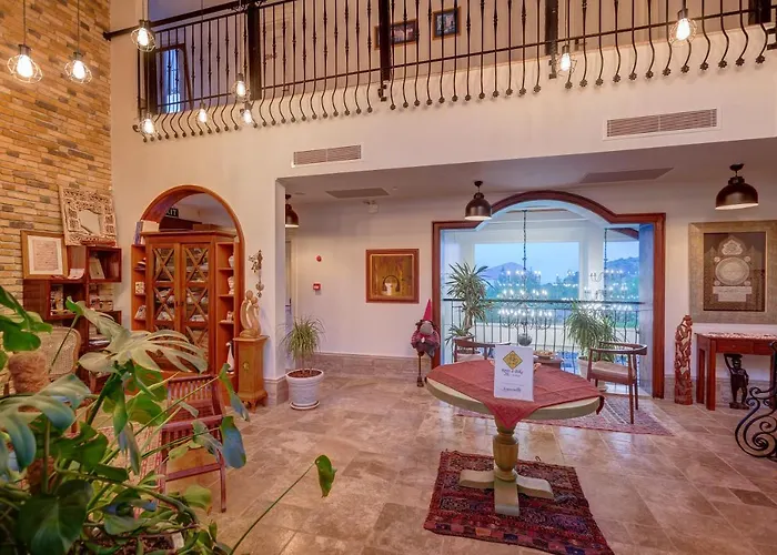 Esperanza Boutique Of Lykia Karaoz